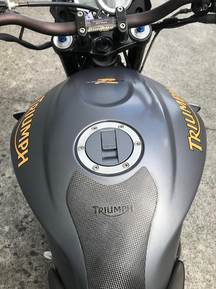 2009 Triumph Street Triple 675