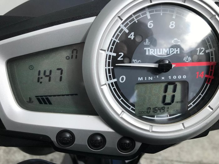 2009 Triumph Street Triple 675