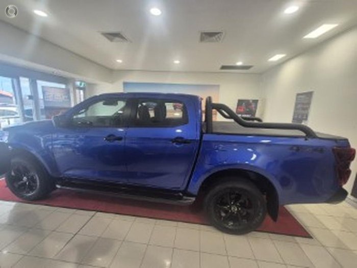 2025 Isuzu D-MAX X-RIDER