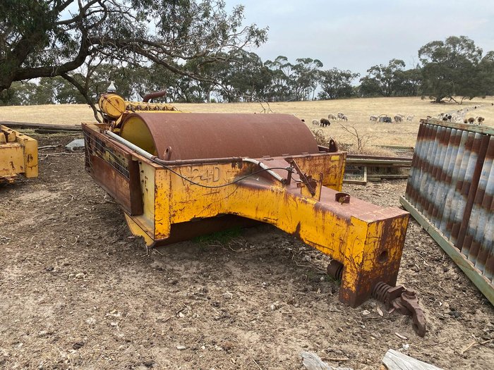 1975 Pacific Ace Roller Drawn