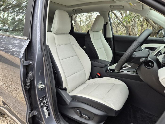 2025 MG ZS Essence Turbo