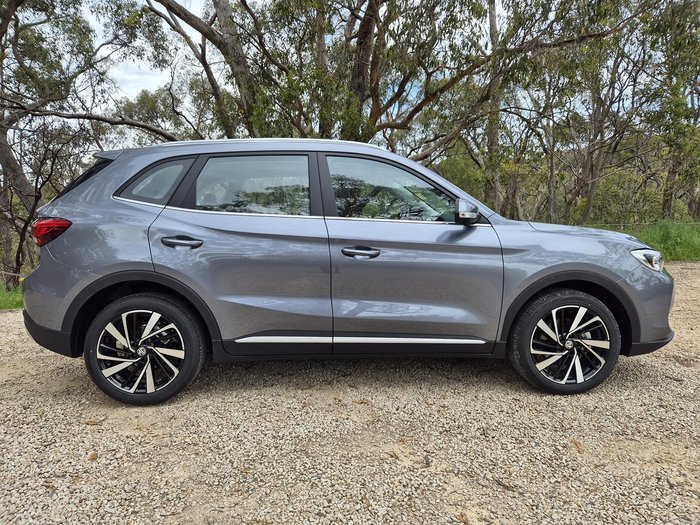 2025 MG ZS Essence Turbo