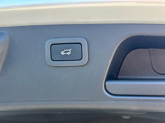 2019 Jaguar E-PACE D180 R-Dynamic SE