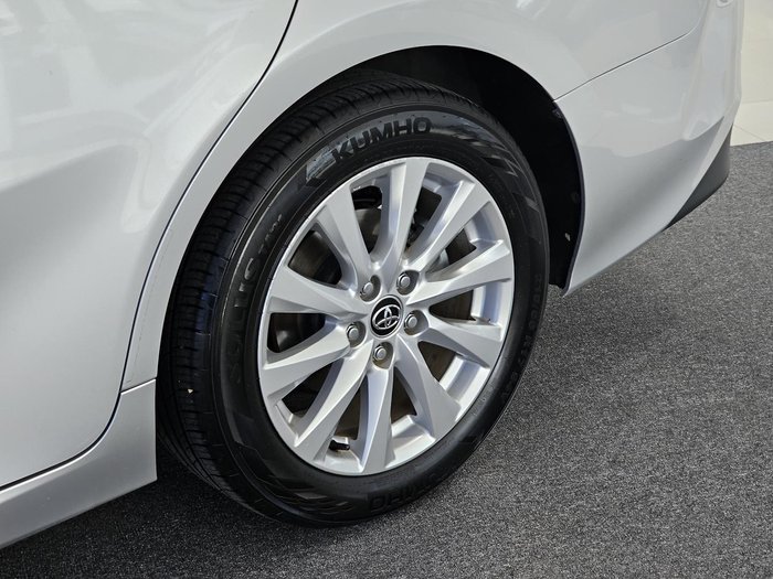 2019 Toyota Camry Ascent