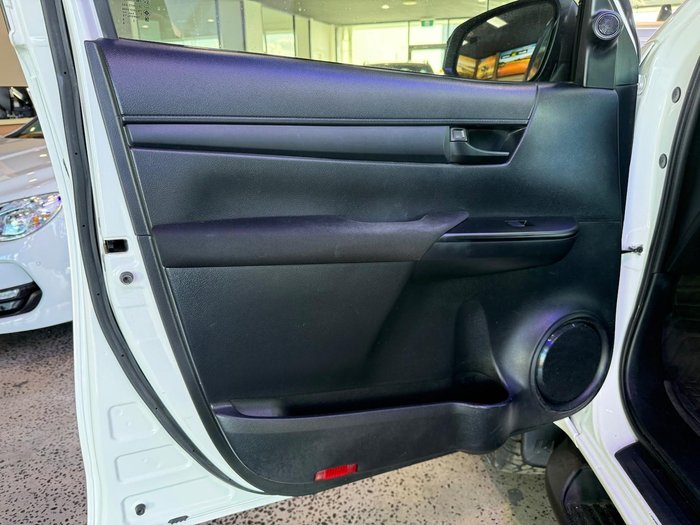 2020 Toyota Hilux SR