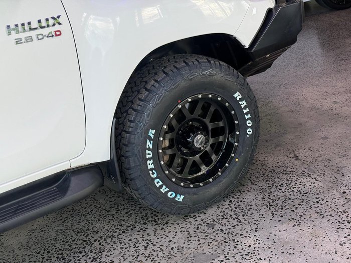 2020 Toyota Hilux SR