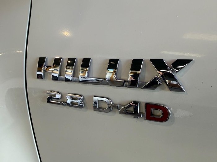 2020 Toyota Hilux SR