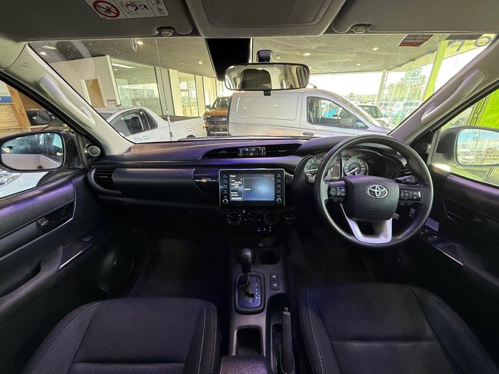 2020 Toyota Hilux SR