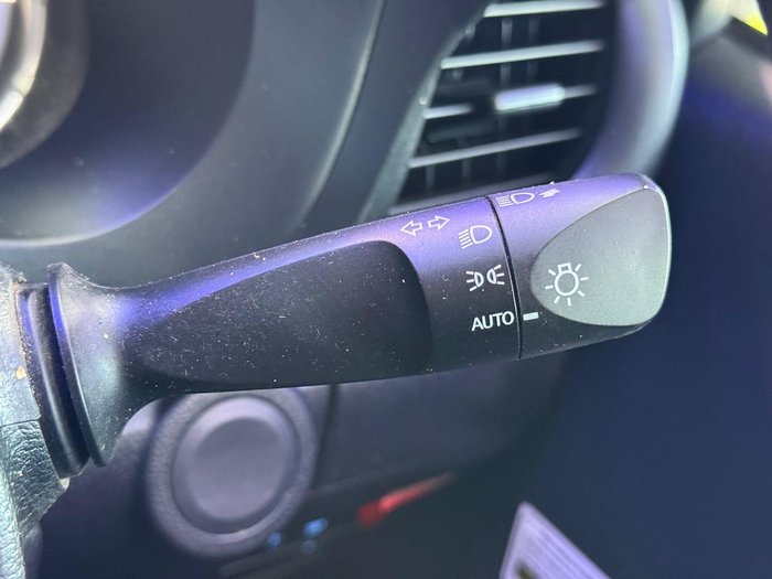 2020 Toyota Hilux SR