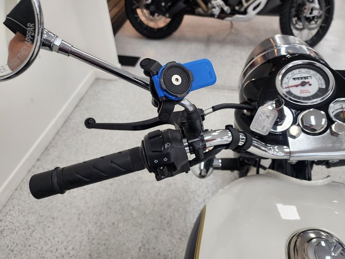 2018 Royal Enfield CLASSIC 350 White