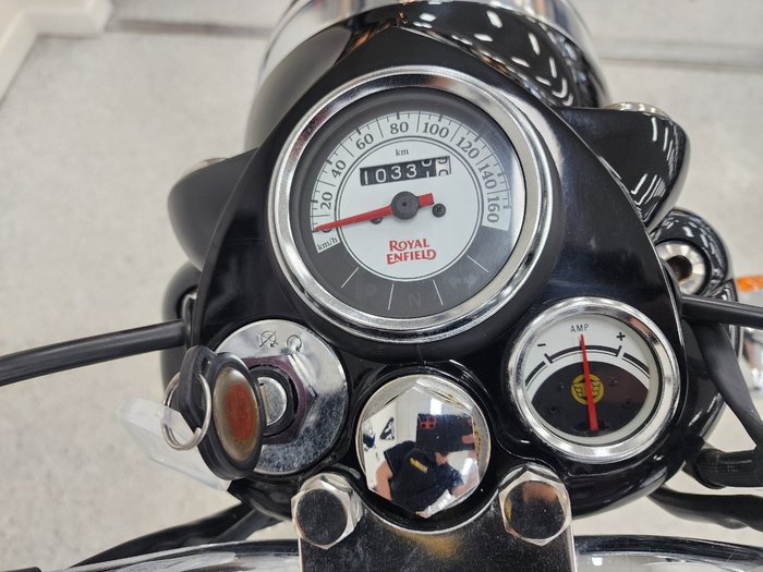 2018 Royal Enfield CLASSIC 350 White