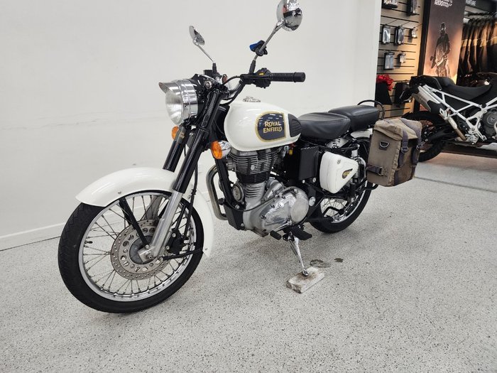 2018 Royal Enfield CLASSIC 350 White