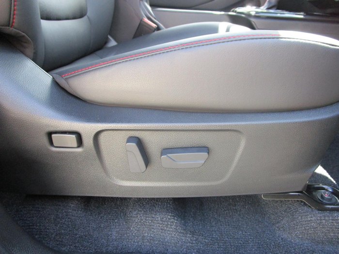 2025 Isuzu D-MAX X-TERRAIN