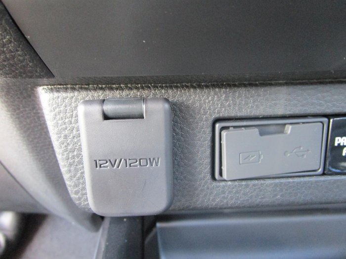 2025 Isuzu D-MAX X-TERRAIN