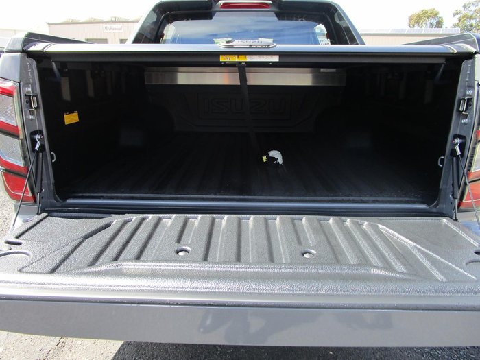 2025 Isuzu D-MAX X-TERRAIN