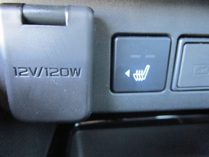 2025 Isuzu MU-X LS-T