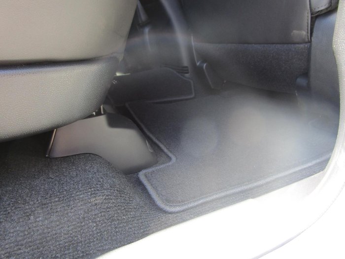 2025 Isuzu MU-X LS-T