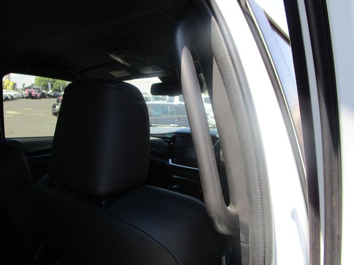 2025 Isuzu MU-X LS-T