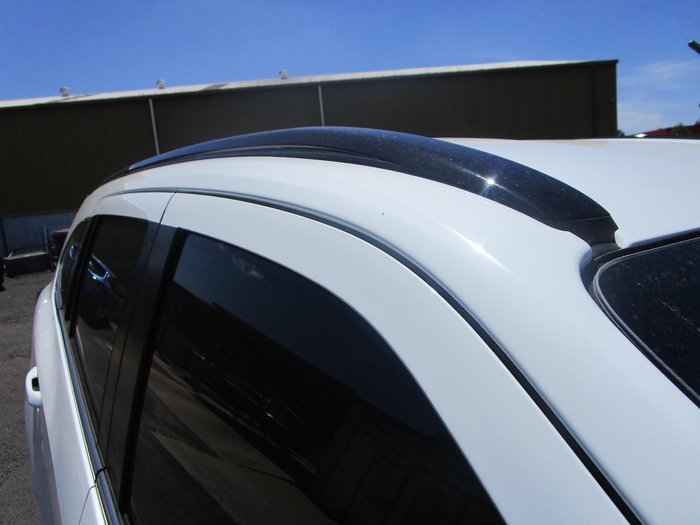 2025 Isuzu MU-X LS-T