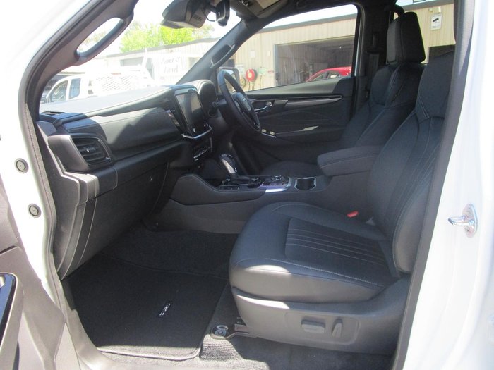 2025 Isuzu MU-X LS-T