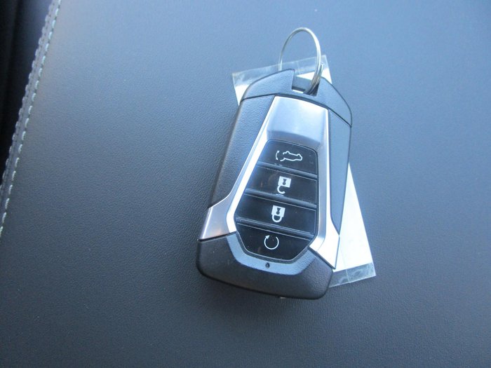 2025 Isuzu MU-X LS-T