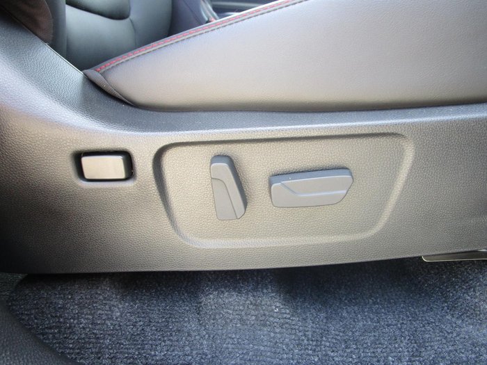 2025 Isuzu D-MAX X-TERRAIN