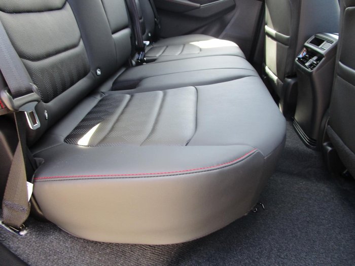 2025 Isuzu D-MAX X-TERRAIN