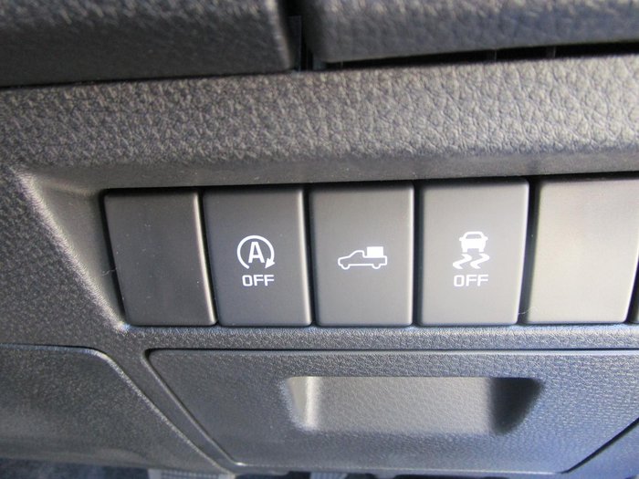 2025 Isuzu D-MAX X-TERRAIN