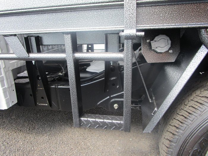 2025 Isuzu D-MAX SX High Ride