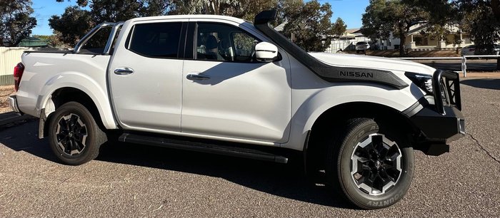 2025 Nissan Navara ST-X