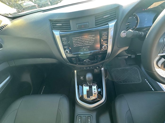 2025 Nissan Navara ST-X