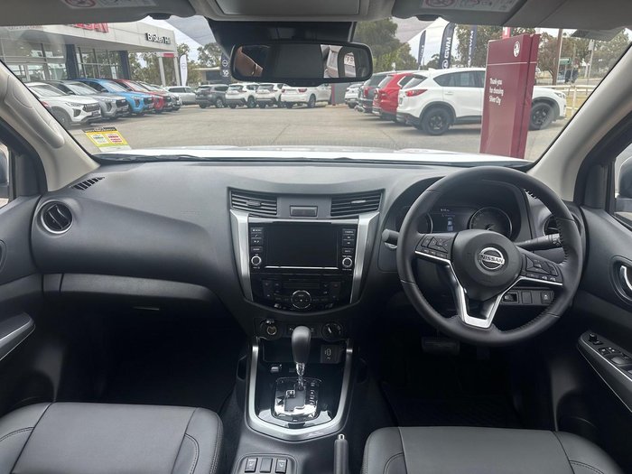 2025 Nissan Navara ST-X