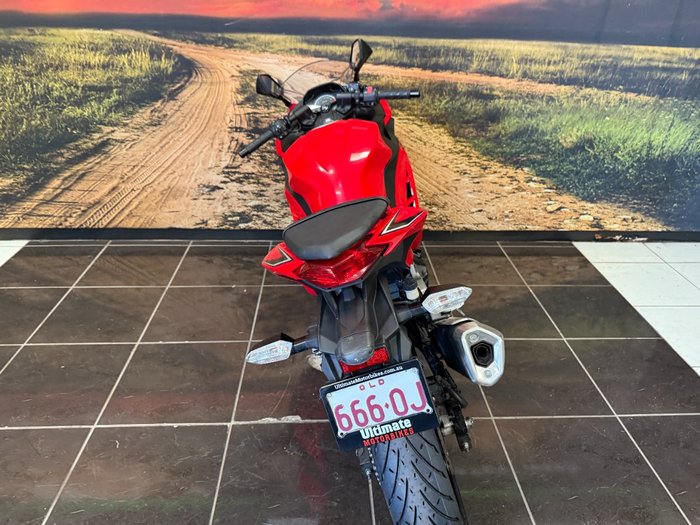 2016 Kawasaki NINJA 300 ABS RED