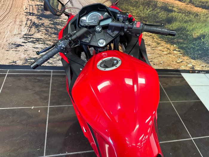 2016 Kawasaki NINJA 300 ABS RED