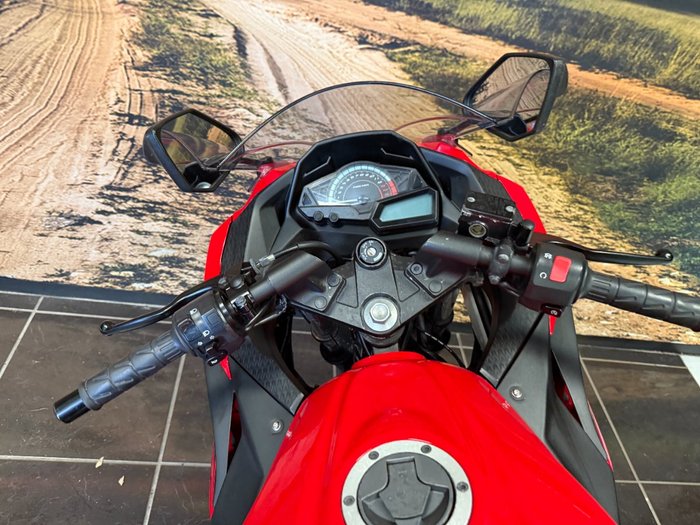 2016 Kawasaki NINJA 300 ABS RED
