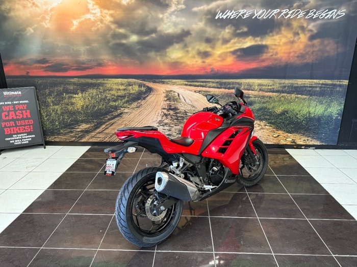 2016 Kawasaki NINJA 300 ABS RED