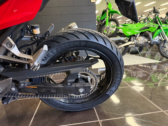 2016 Kawasaki NINJA 300 ABS RED