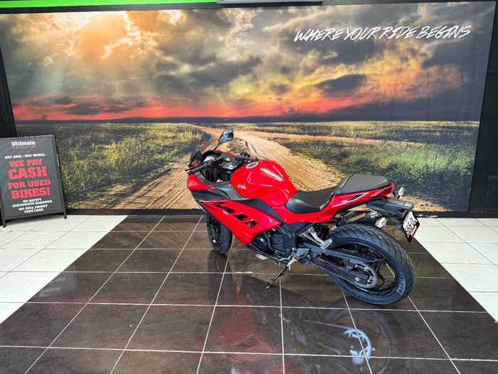2016 Kawasaki NINJA 300 ABS RED