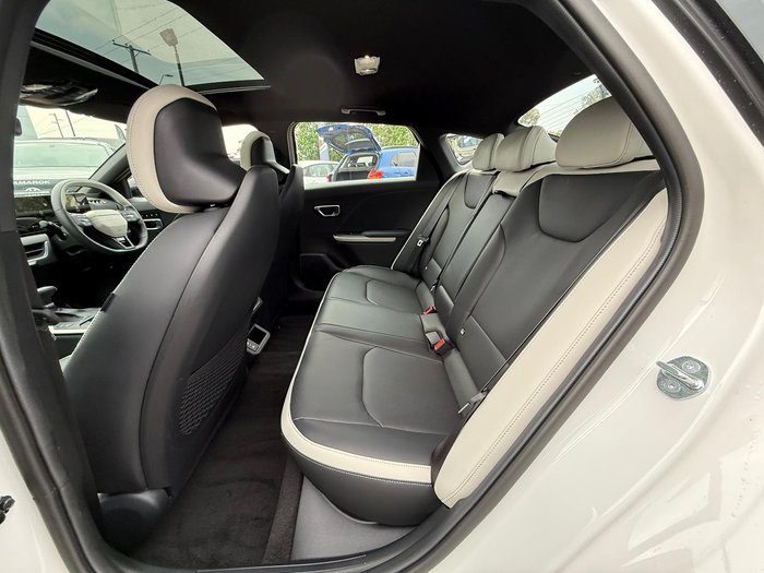 2024 Kia K4 GT-Line CL4m MY25 Clear White