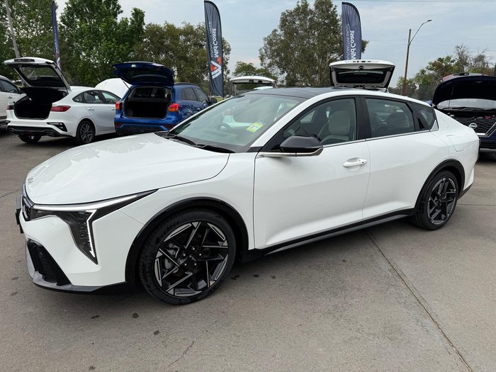 2024 Kia K4 GT-Line CL4m MY25 Clear White