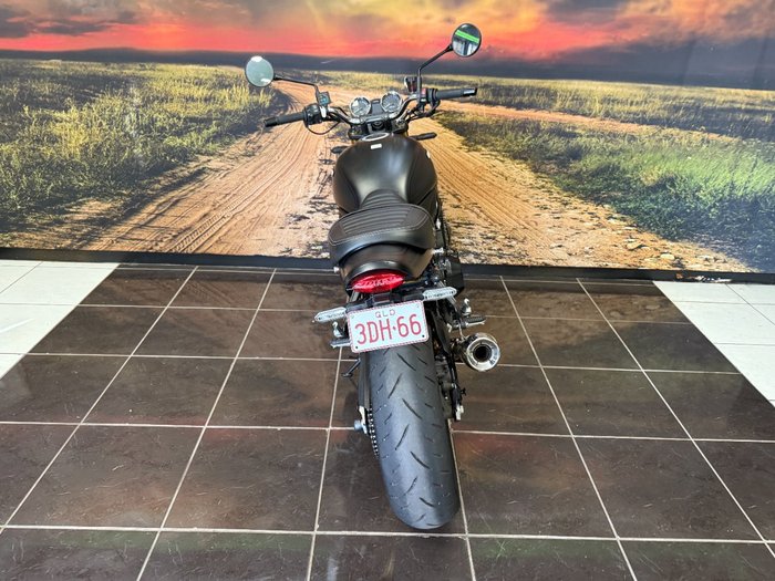2025 Kawasaki Z900RS SE BLACK