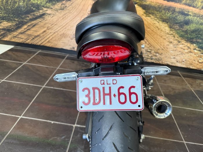 2025 Kawasaki Z900RS SE BLACK