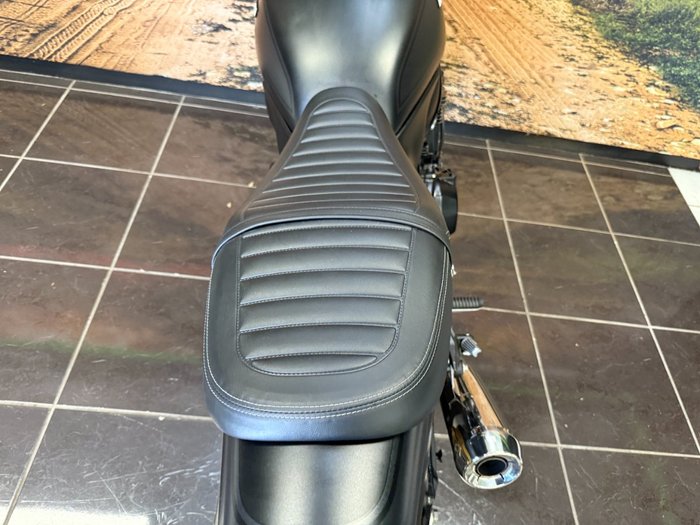 2025 Kawasaki Z900RS SE BLACK