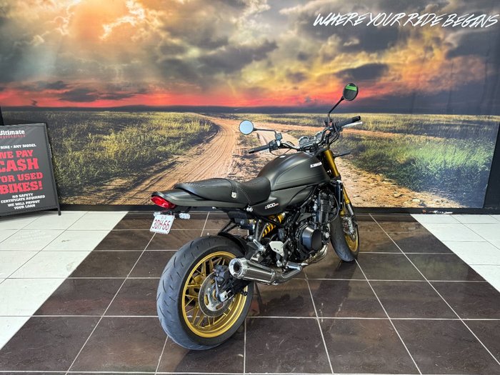 2025 Kawasaki Z900RS SE BLACK