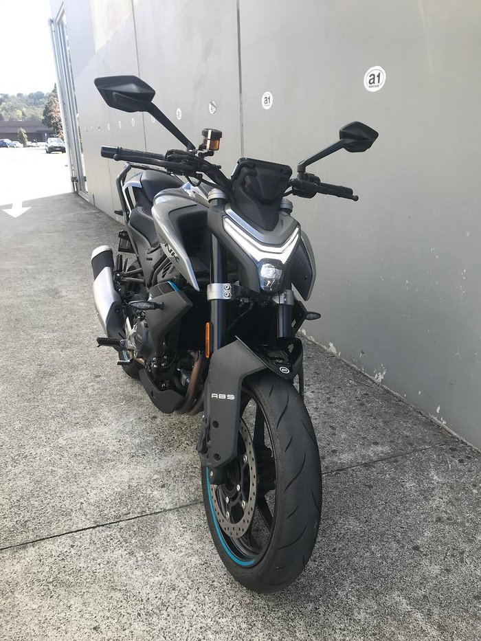 2024 CFMOTO 450NK