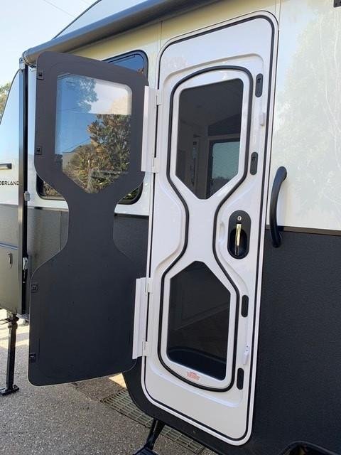 2025 Wonderland RV Amaroo 18'06