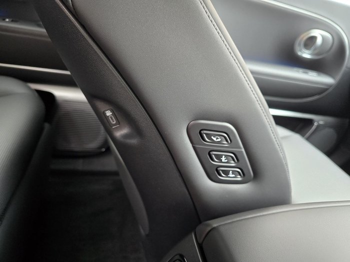 2025 Hyundai IONIQ 9 Calligraphy