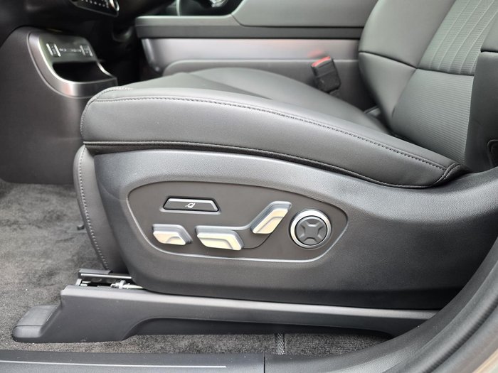 2025 Hyundai IONIQ 9 Calligraphy