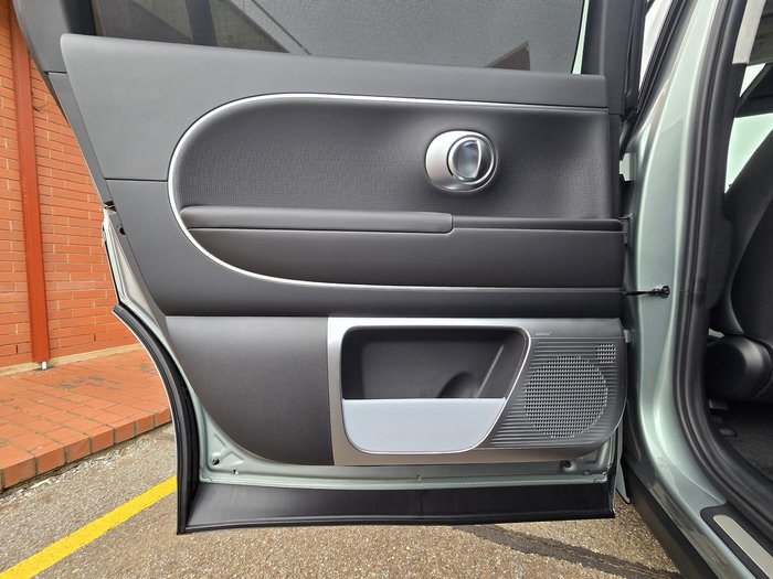 2025 Hyundai IONIQ 9 Calligraphy