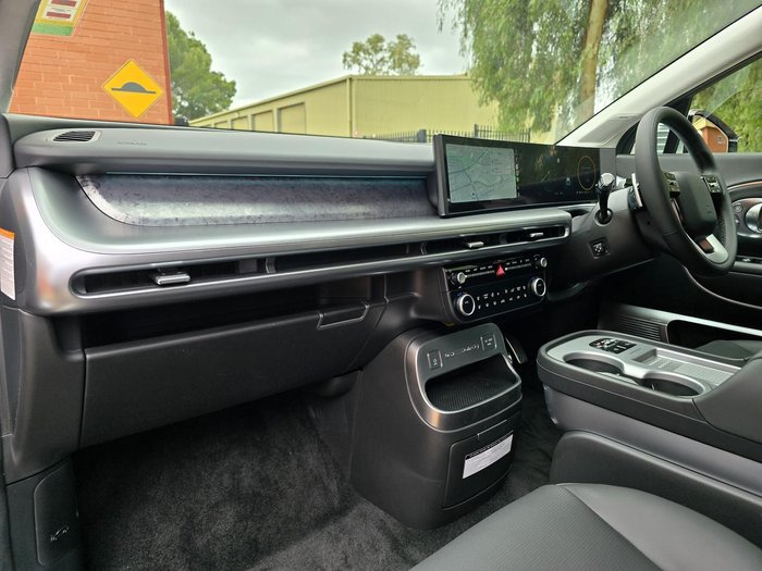 2025 Hyundai IONIQ 9 Calligraphy